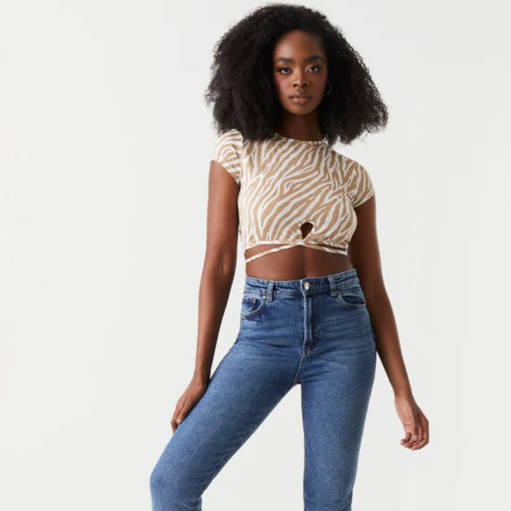 Womens Zebra Print Crossover Self-Tie Waist Crop Top Size XL NWT​